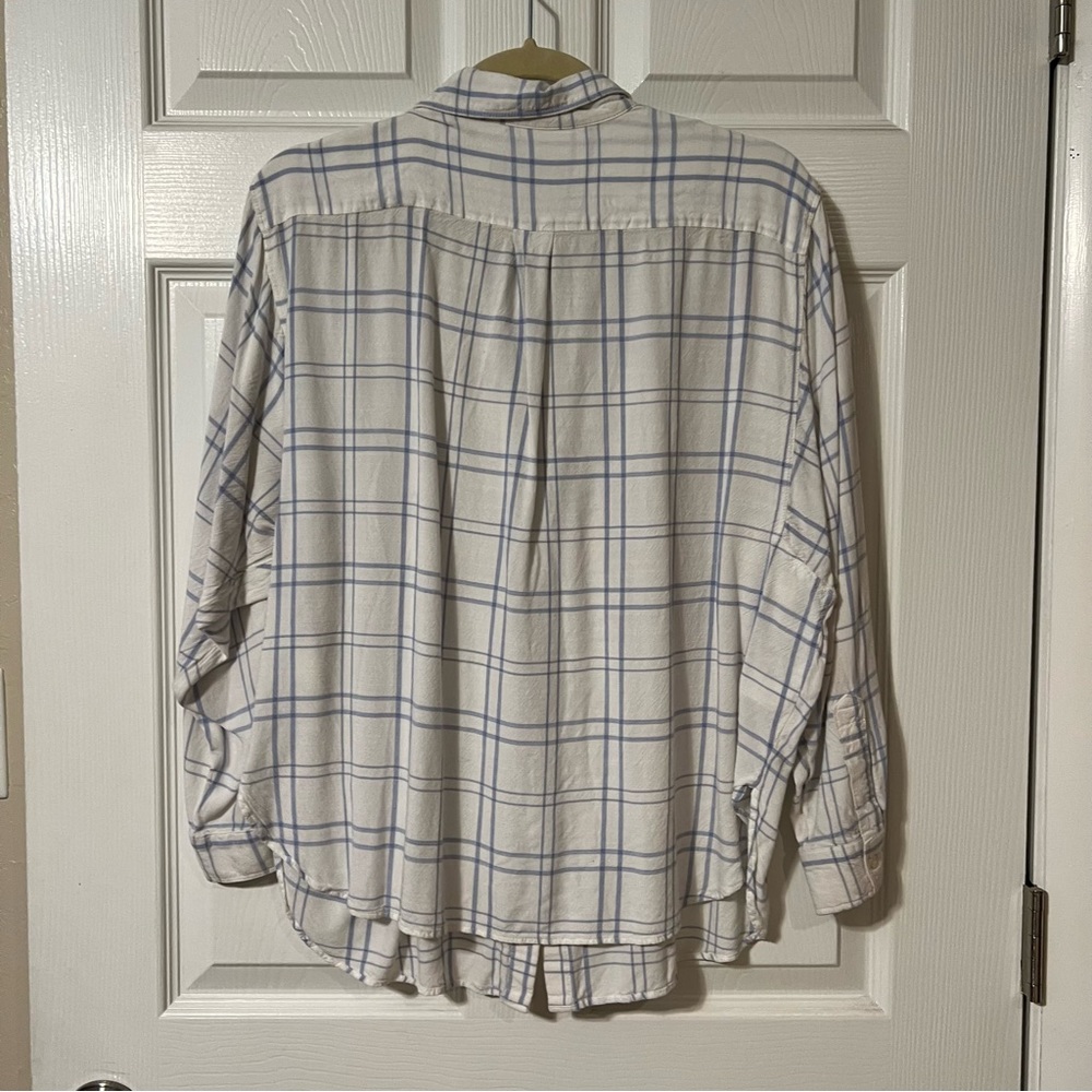 LOFT soft button down - Picture 2 of 3